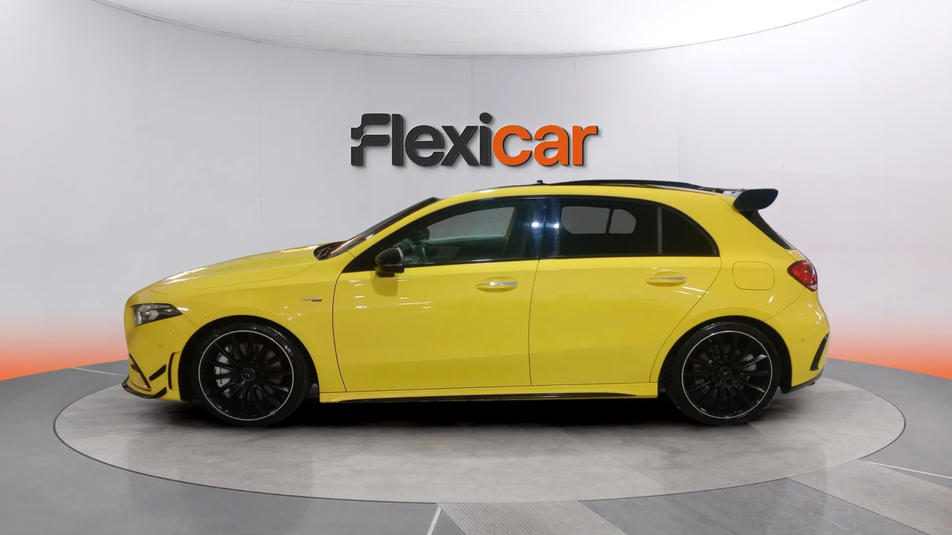 Mercedes-Benz Clase A Mercedes-AMG A 35 4MATIC+ - foto 4