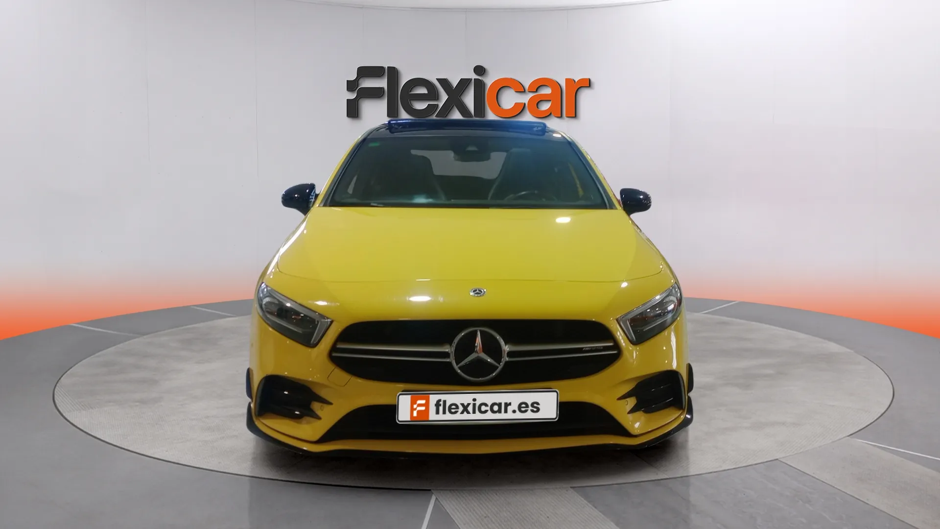 Mercedes-Benz Clase A Mercedes-AMG A 35 4MATIC+ - foto 2