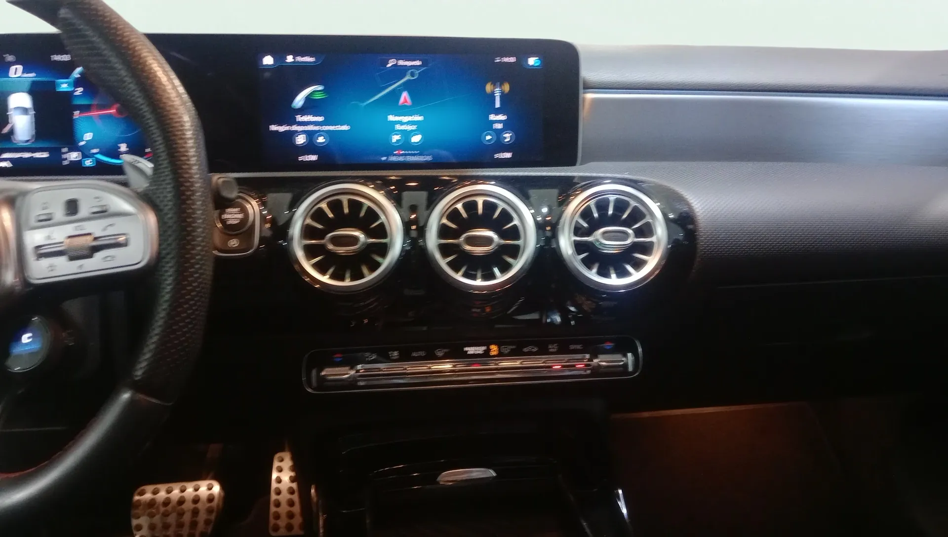 Mercedes-Benz Clase A Mercedes-AMG A 35 4MATIC+ - foto 10