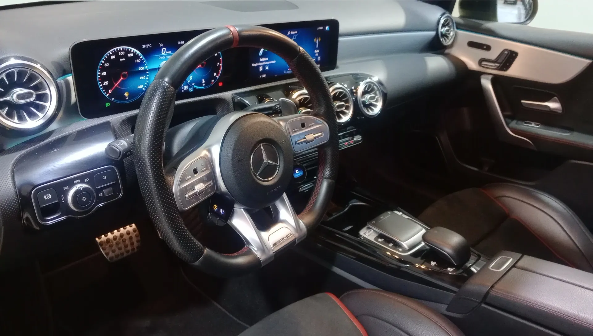 Mercedes-Benz Clase A Mercedes-AMG A 35 4MATIC+ - foto 6