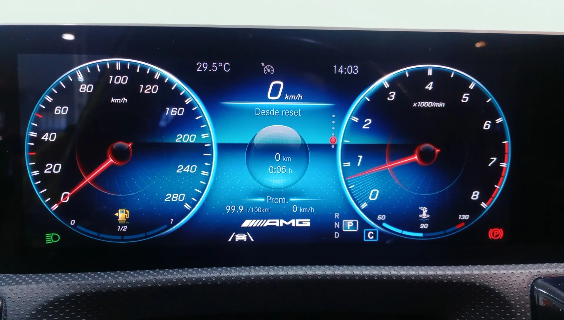 Mercedes-Benz Clase A Mercedes-AMG A 35 4MATIC+ - foto 11