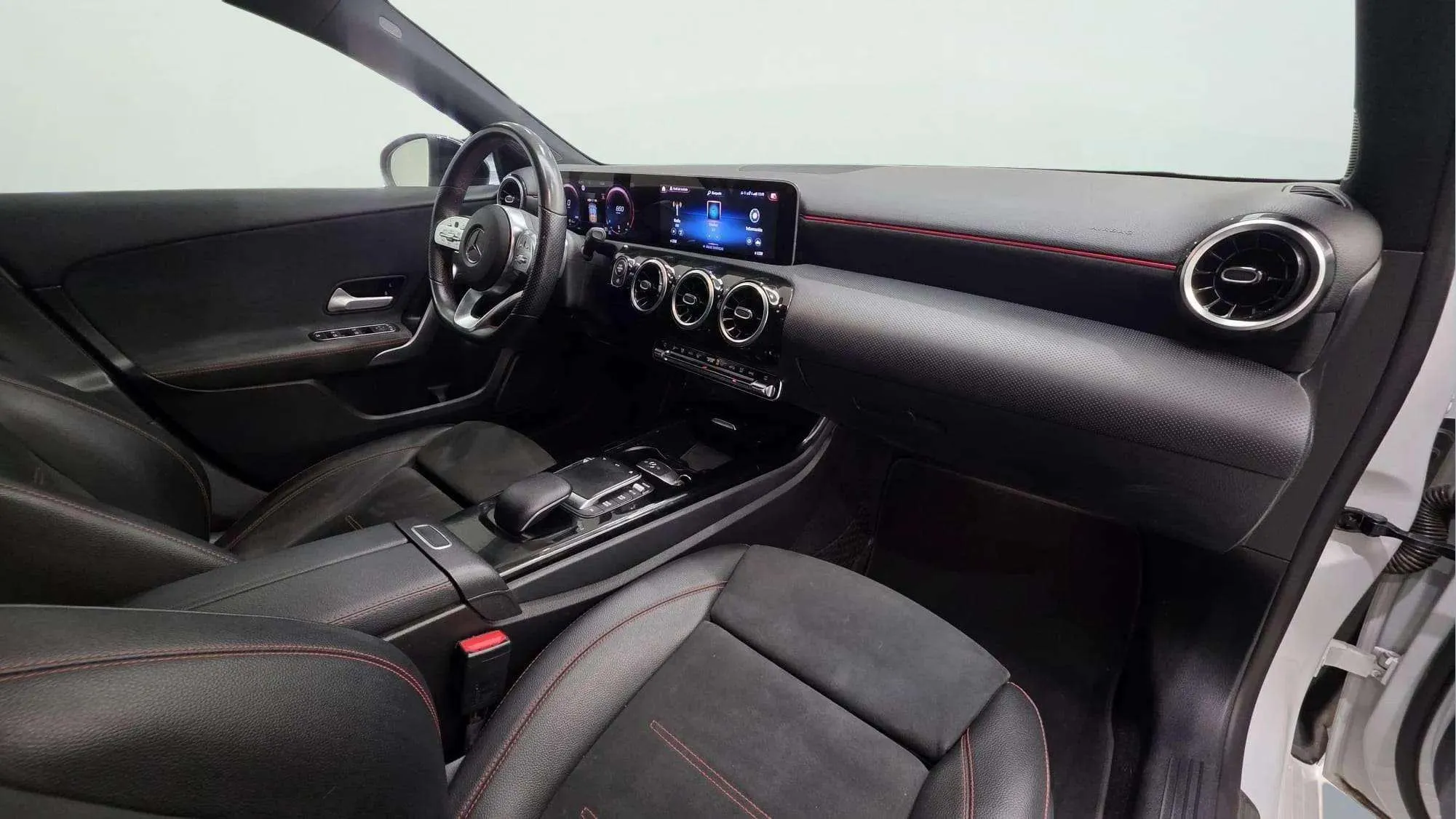 Mercedes-Benz Clase A A 180 d - foto 11