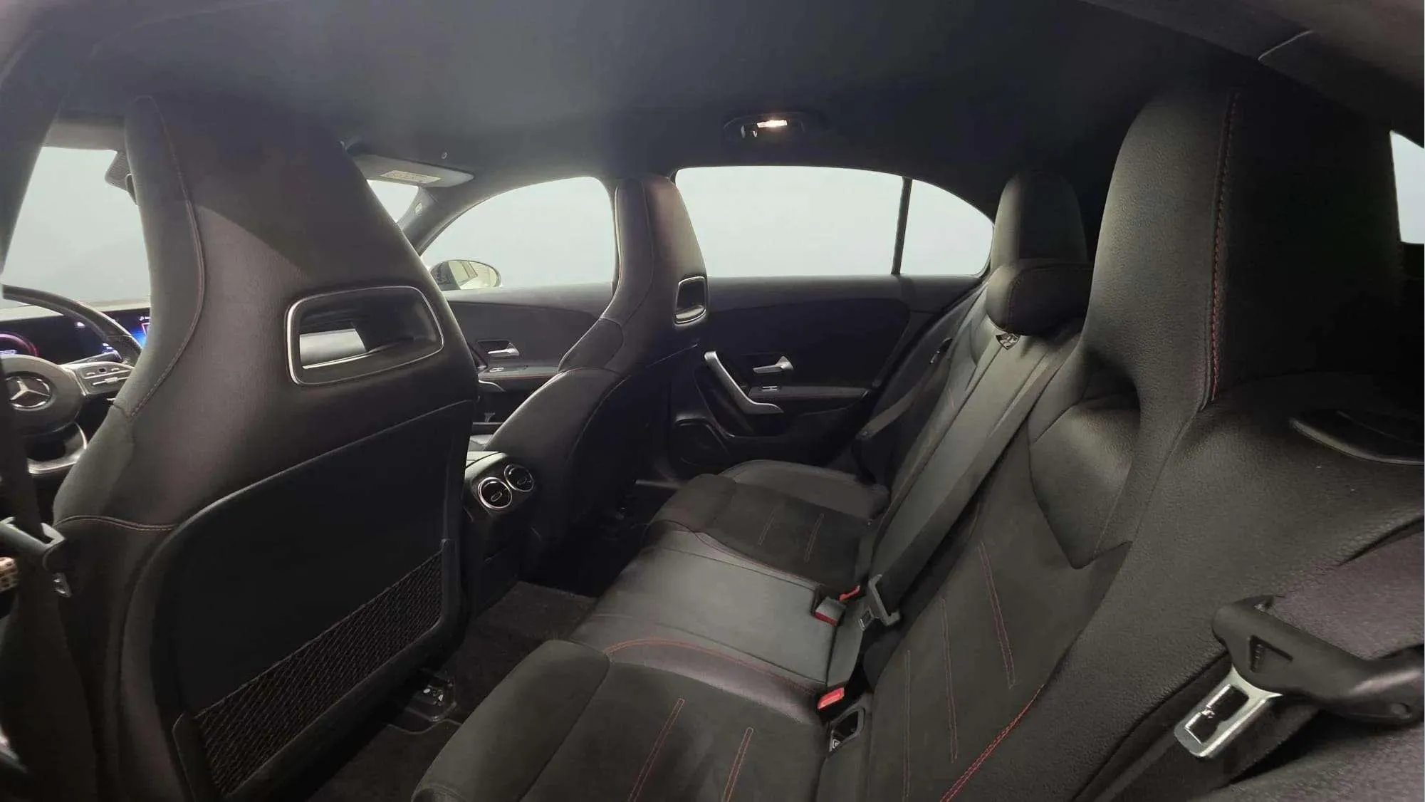 Mercedes-Benz Clase A A 180 d - foto 18