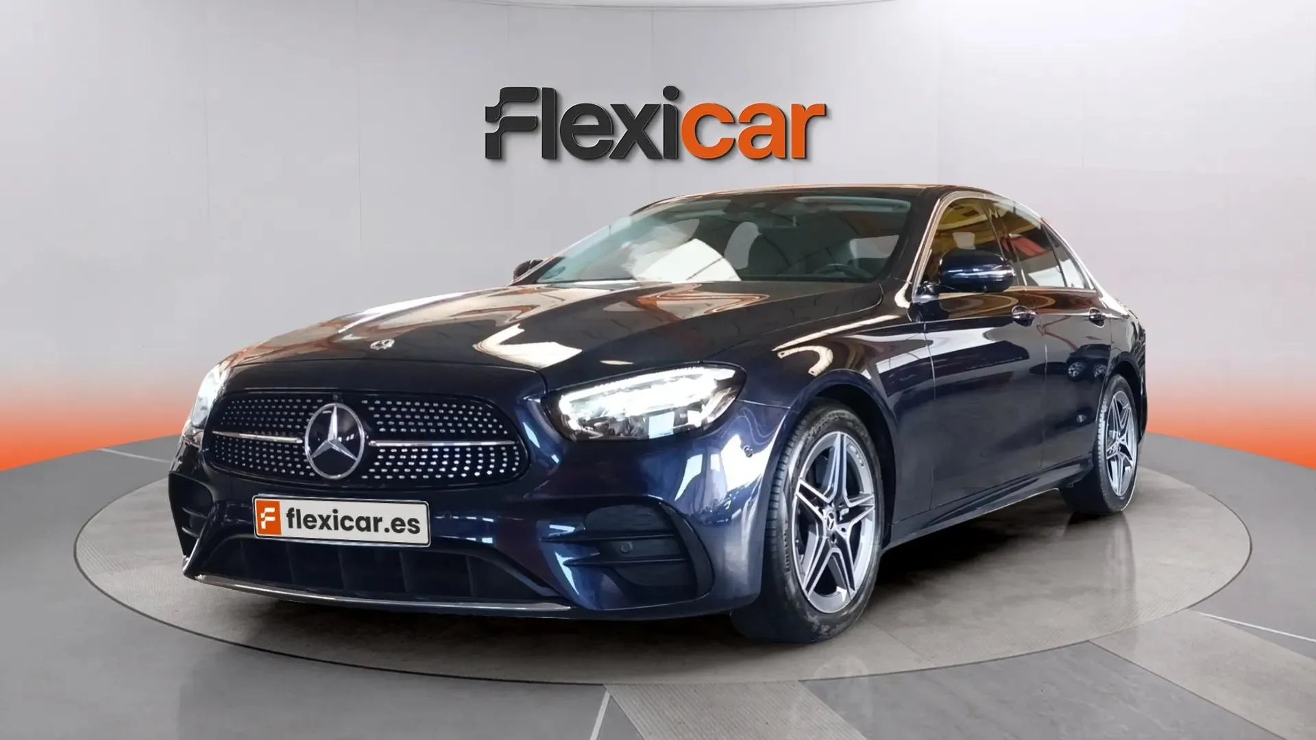 Mercedes-Benz Clase E E 200 - foto 7