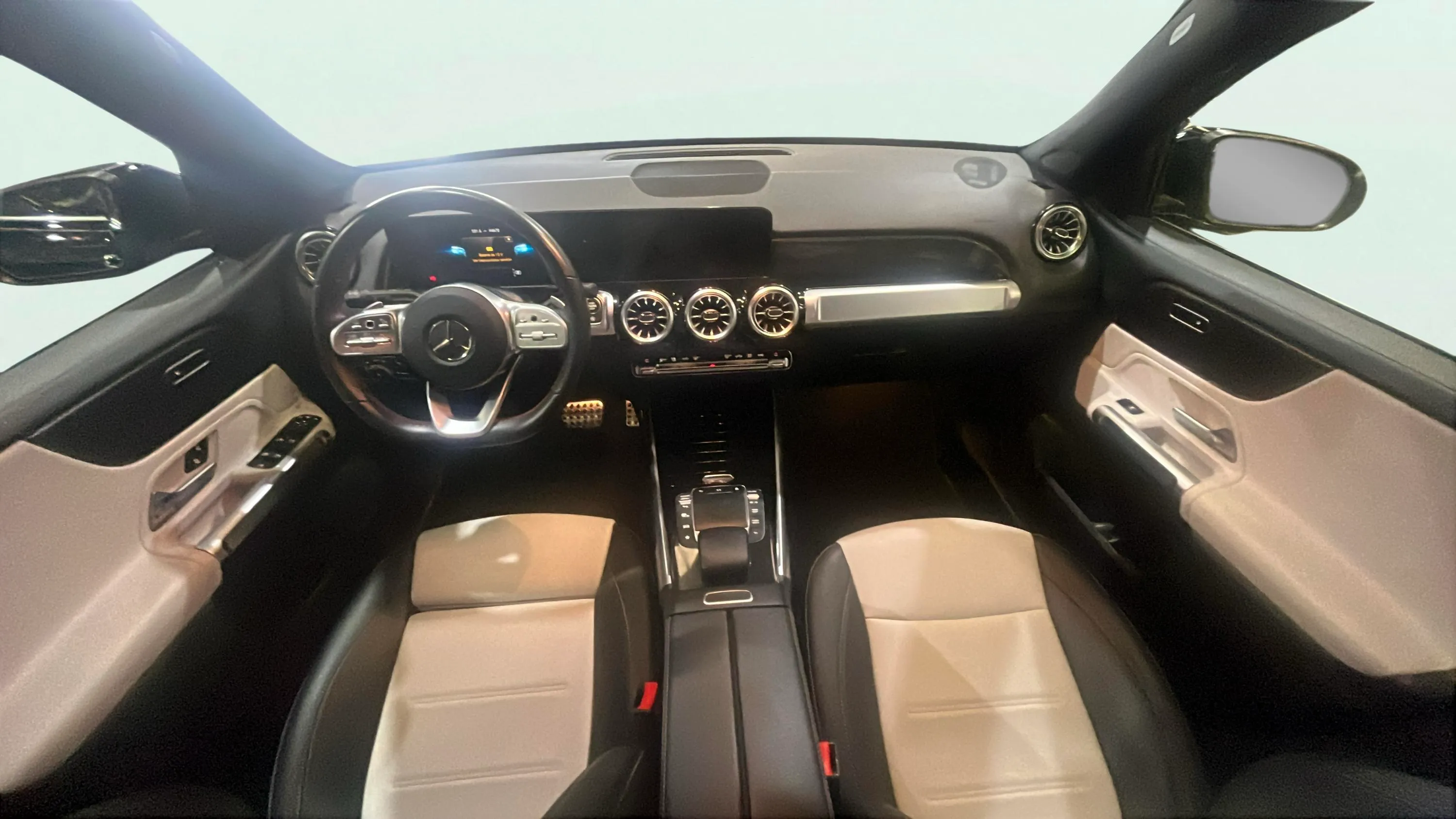 Mercedes-Benz GLB 200 d - foto 11