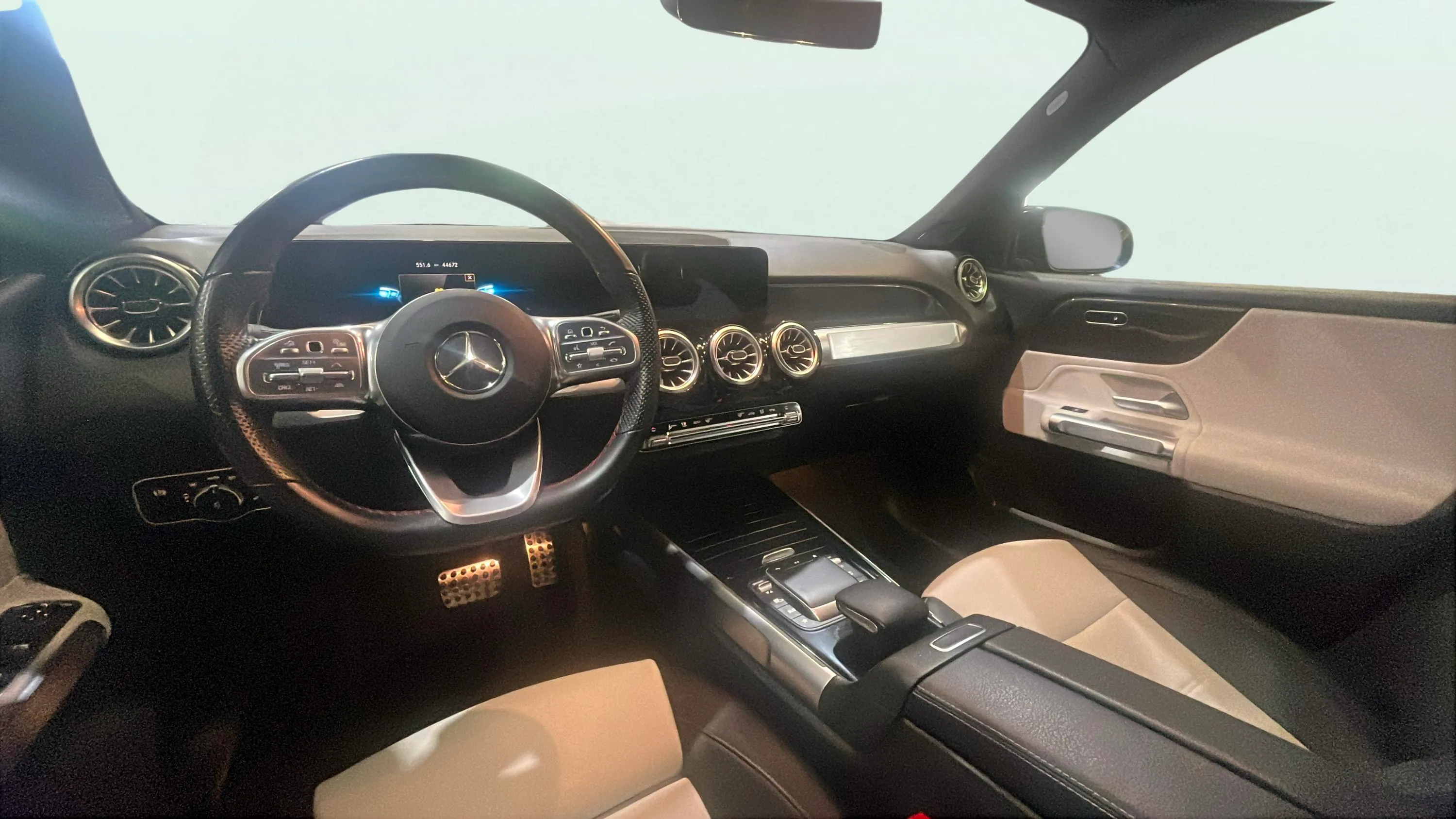 Mercedes-Benz GLB 200 d - foto 10