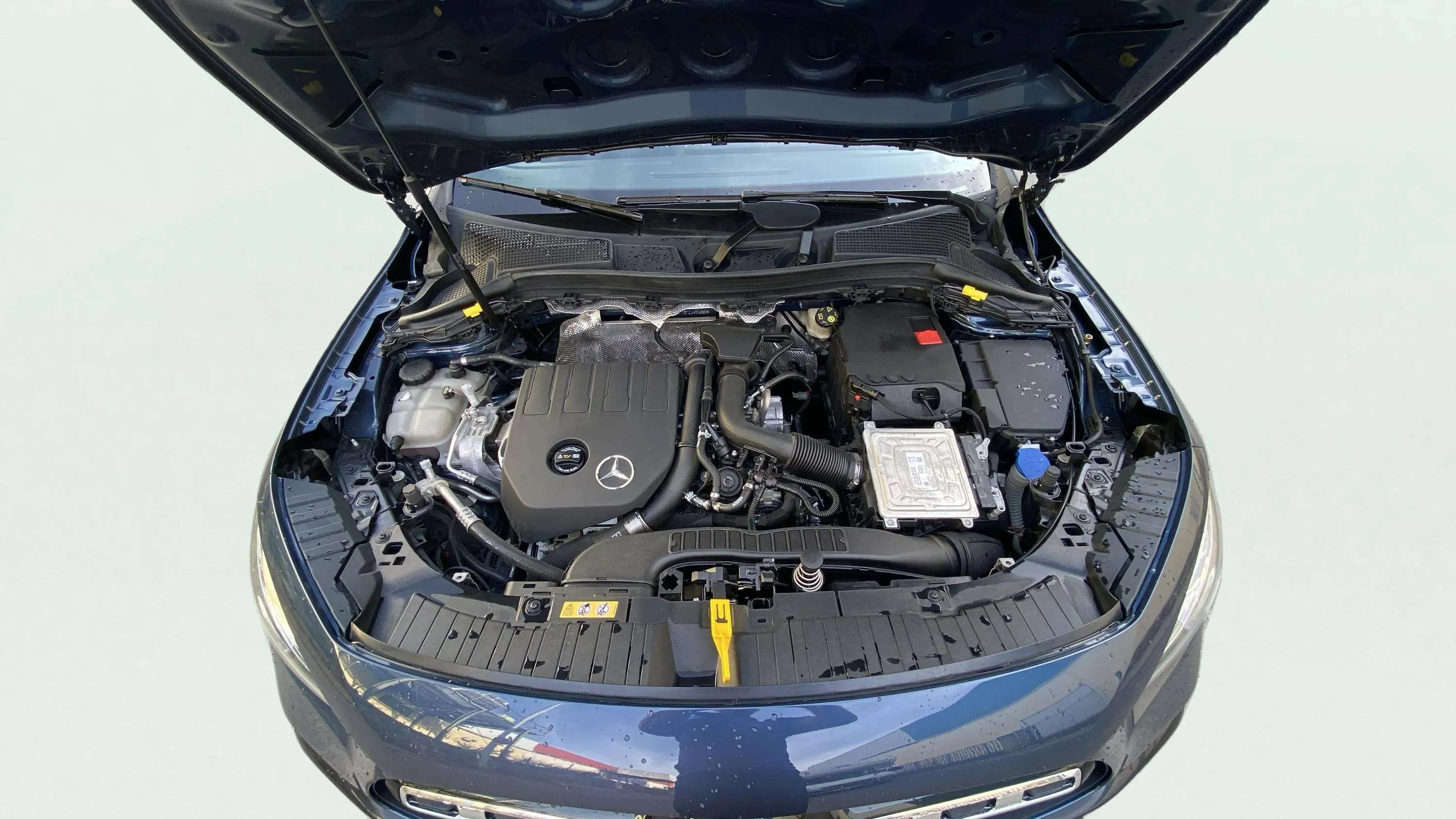 Mercedes-Benz GLA 200 - foto 35