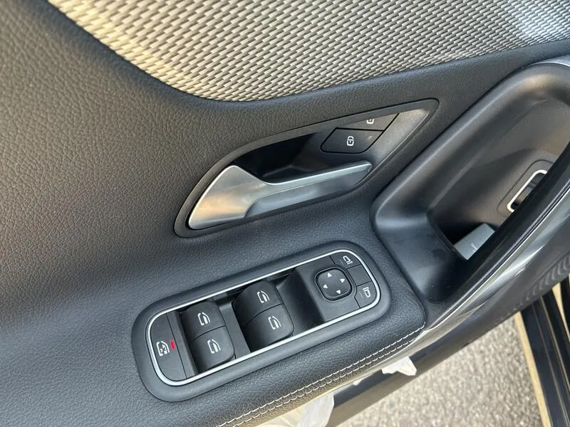Mercedes-Benz Clase C 220D - foto 29