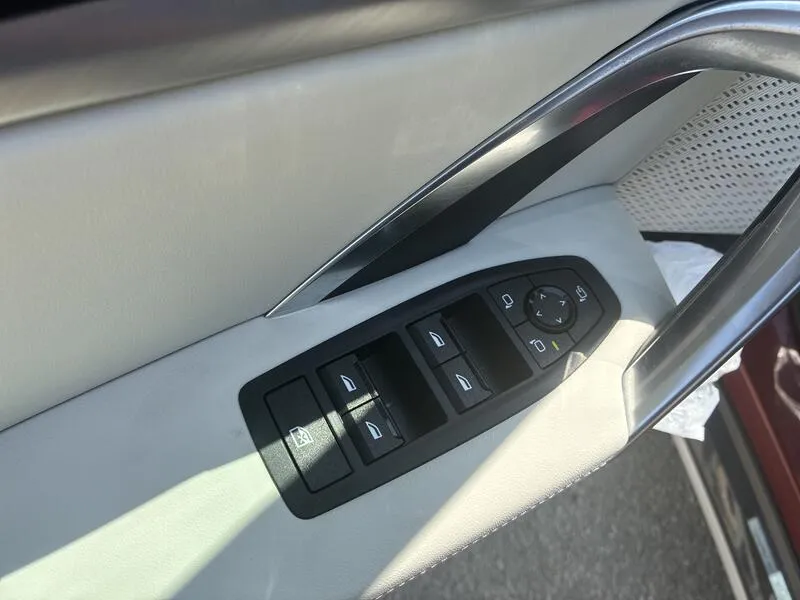 BMW X1 20d xDrive xLine - foto 27
