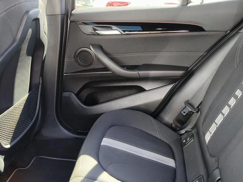 BMW X2 18i sDrive - foto 34