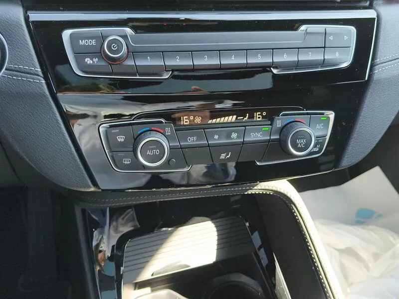 BMW X2 18i sDrive - foto 12