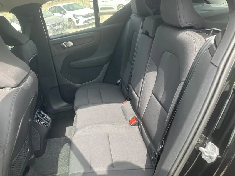 Volvo XC40 1.5 T2 Momentum Pro - foto 23