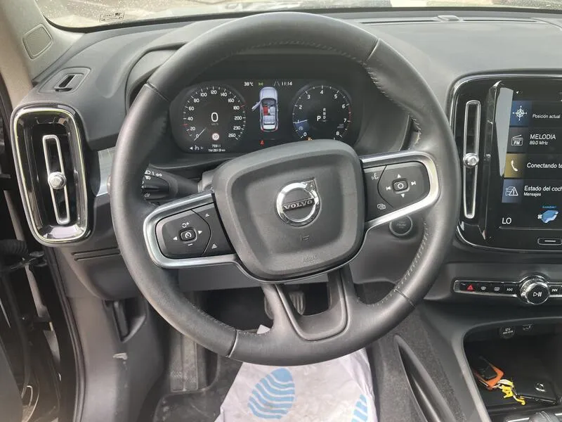 Volvo XC40 1.5 T2 Momentum Pro - foto 11