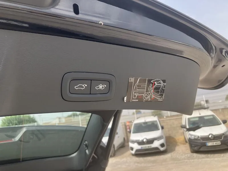 Volvo XC40 1.5 T2 Momentum Pro - foto 20
