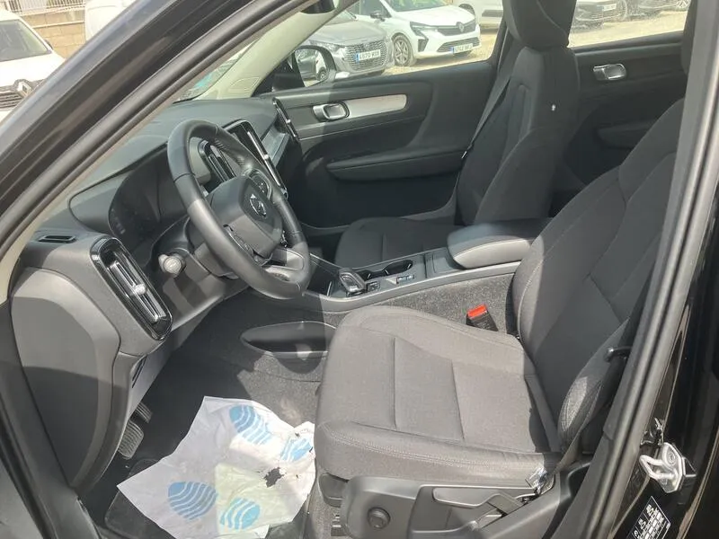 Volvo XC40 1.5 T2 Momentum Pro - foto 27