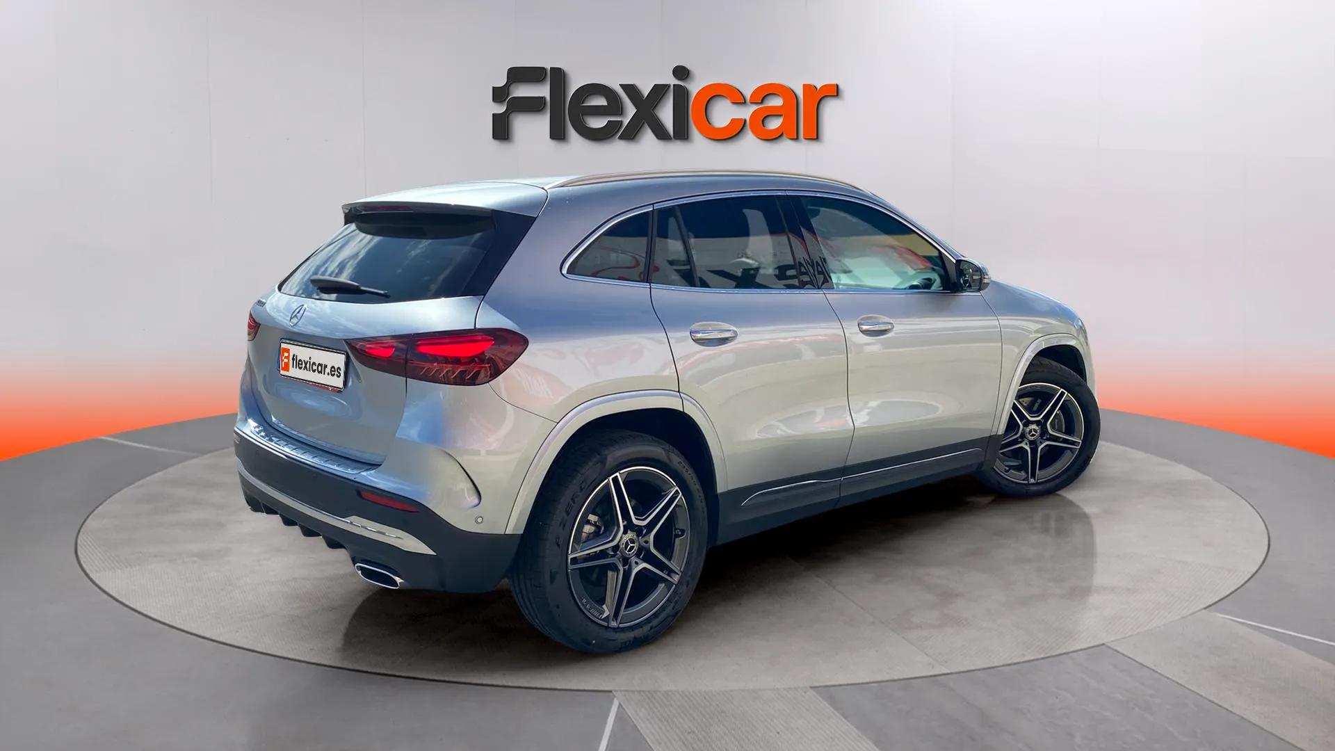 Mercedes-Benz GLA 200 D - foto 7