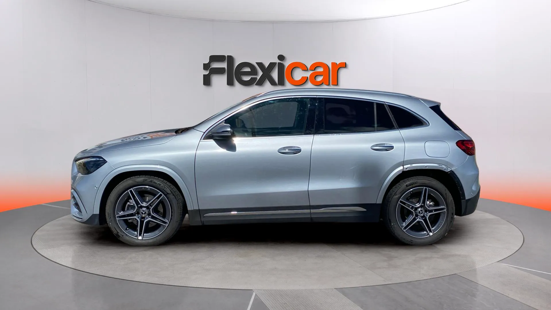 Mercedes-Benz GLA 200 D - foto 4