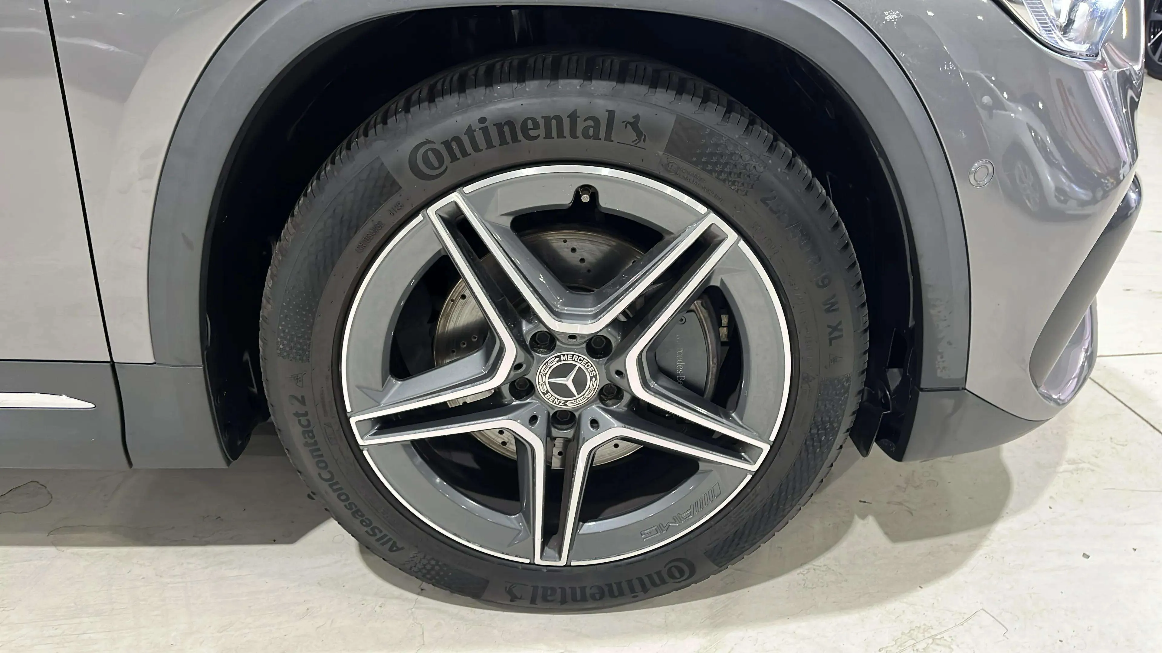 Mercedes-Benz GLA 200 D - foto 32