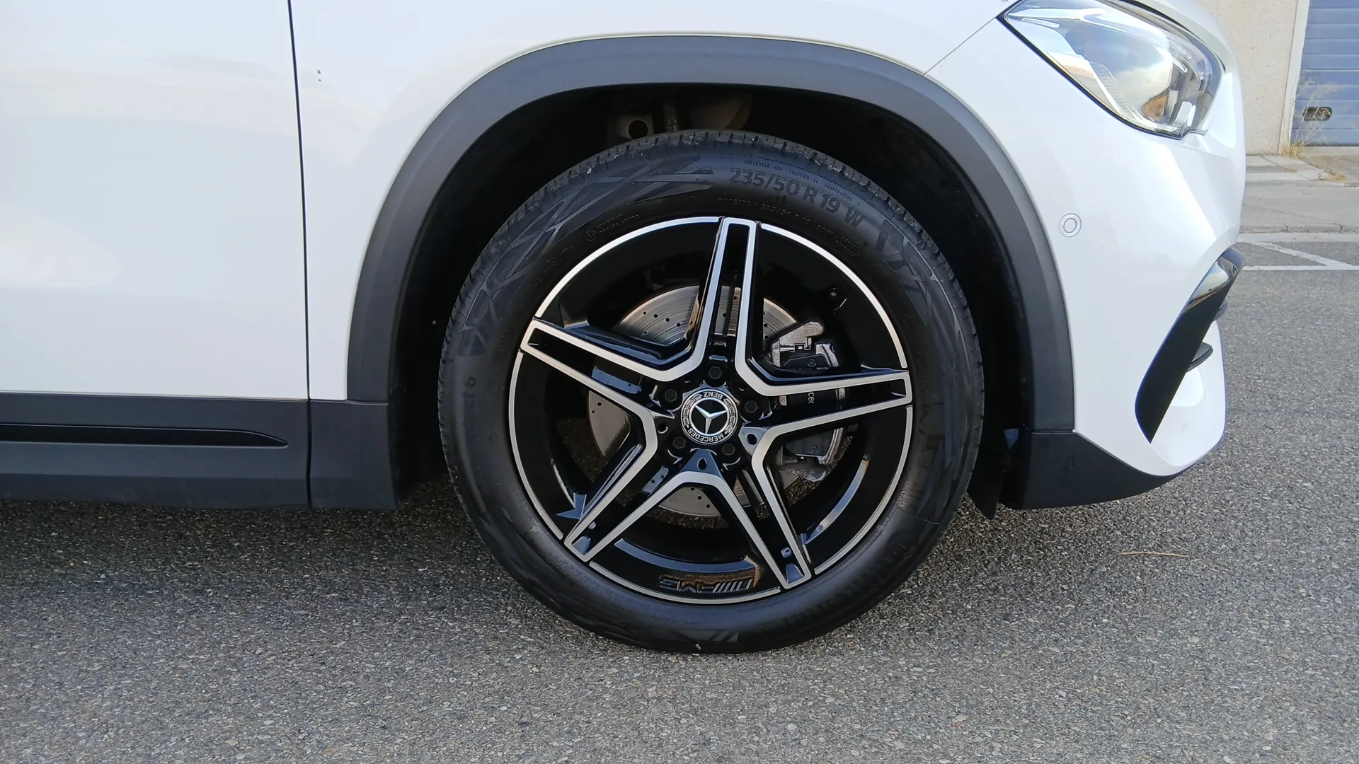 Mercedes-Benz GLA 200 D - foto 33