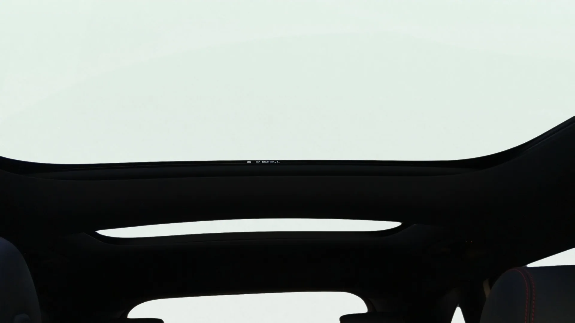 Mercedes-Benz GLA 200 D - foto 22