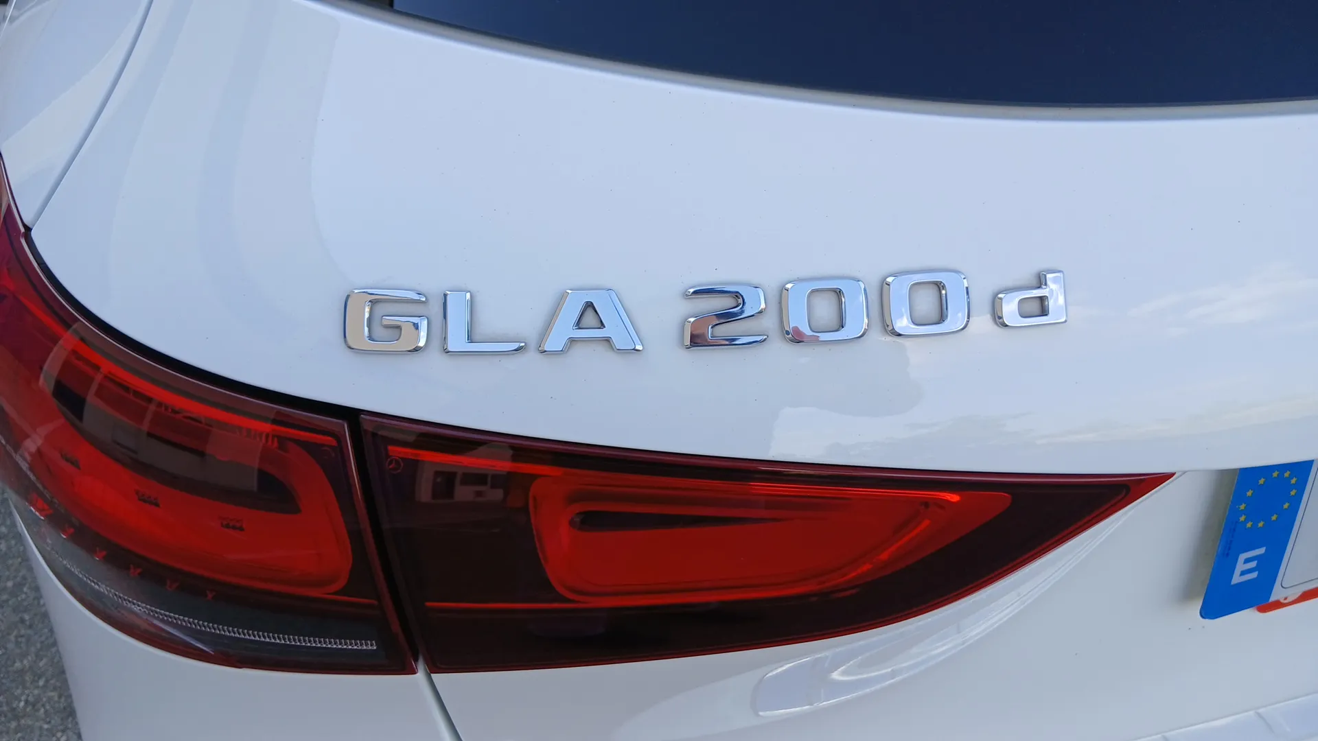 Mercedes-Benz GLA 200 D - foto 29