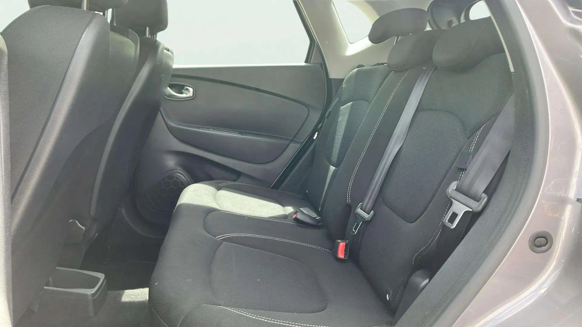 Renault Captur Life TCe - foto 16