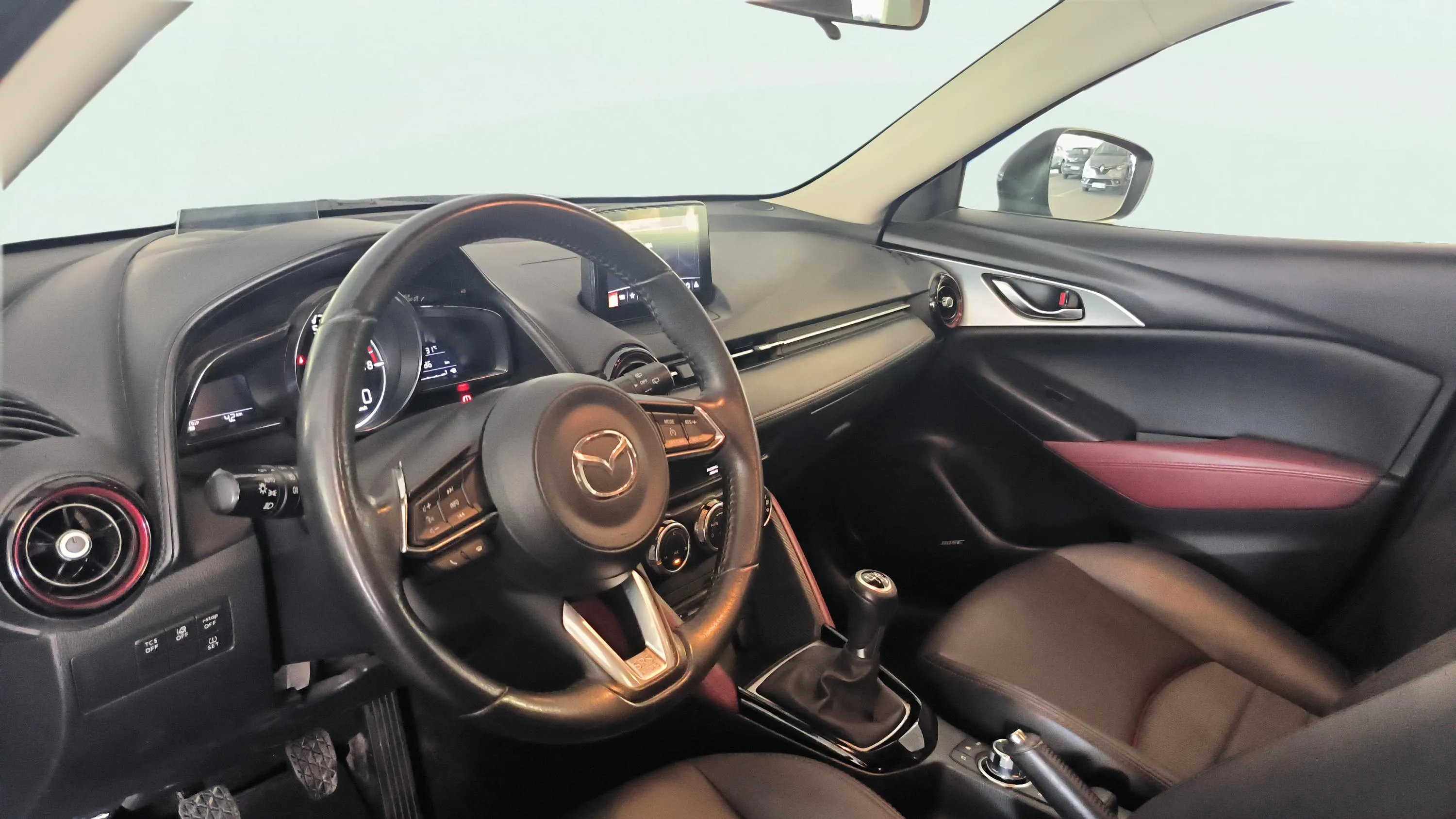 Mazda CX-3 2.0 Skyactiv GE Luxury 2WD - foto 11