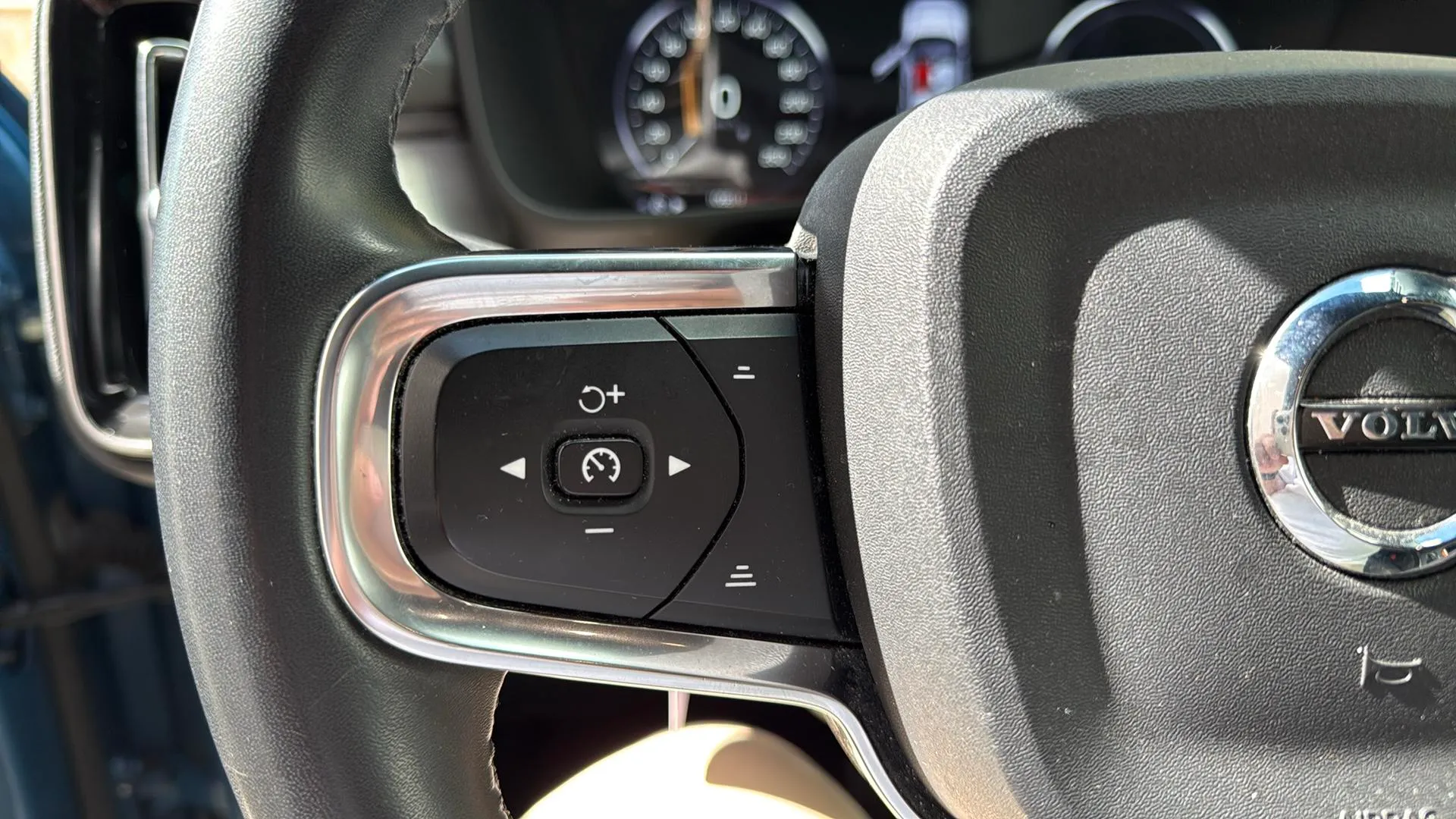 Volvo XC40 1.5 T4 Twin Recharge Core - foto 16