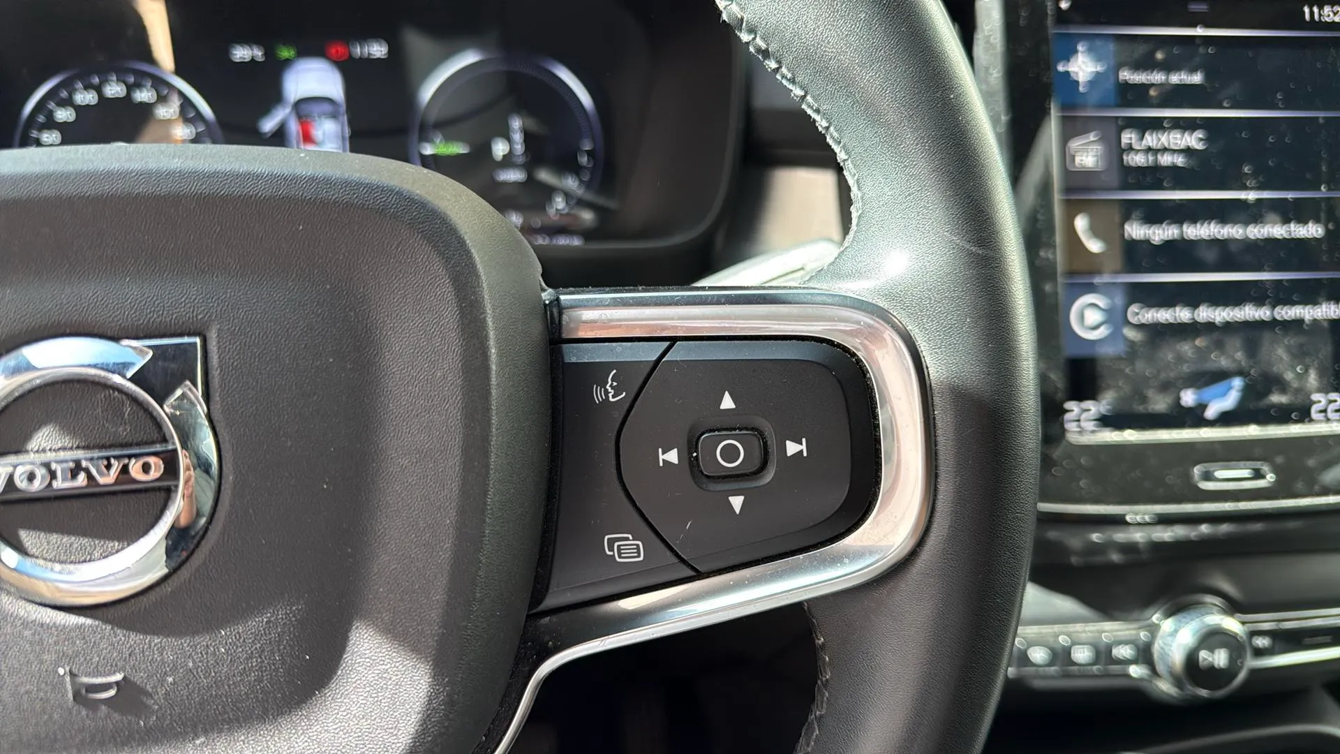 Volvo XC40 1.5 T4 Twin Recharge Core - foto 17