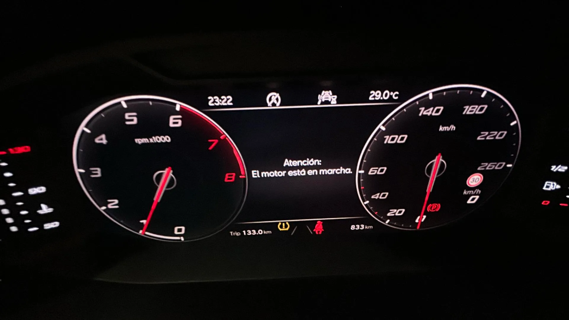 SEAT Arona 1.0 TSI FR - foto 11