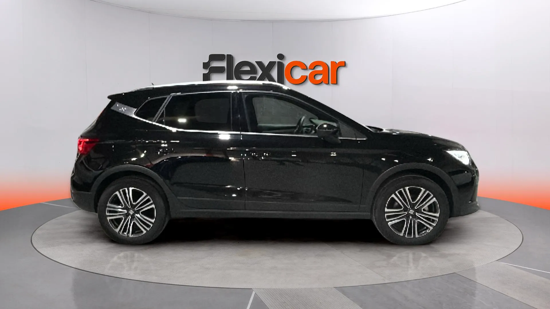 SEAT Arona 1.0 TSI FR - foto 5