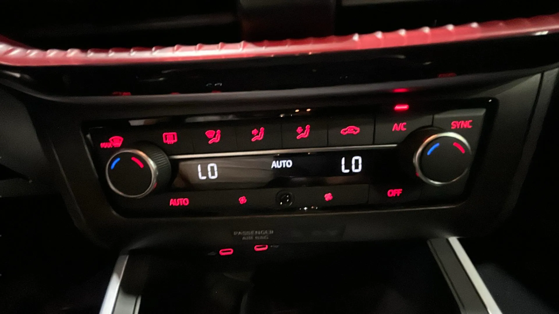 SEAT Arona 1.0 TSI FR - foto 22