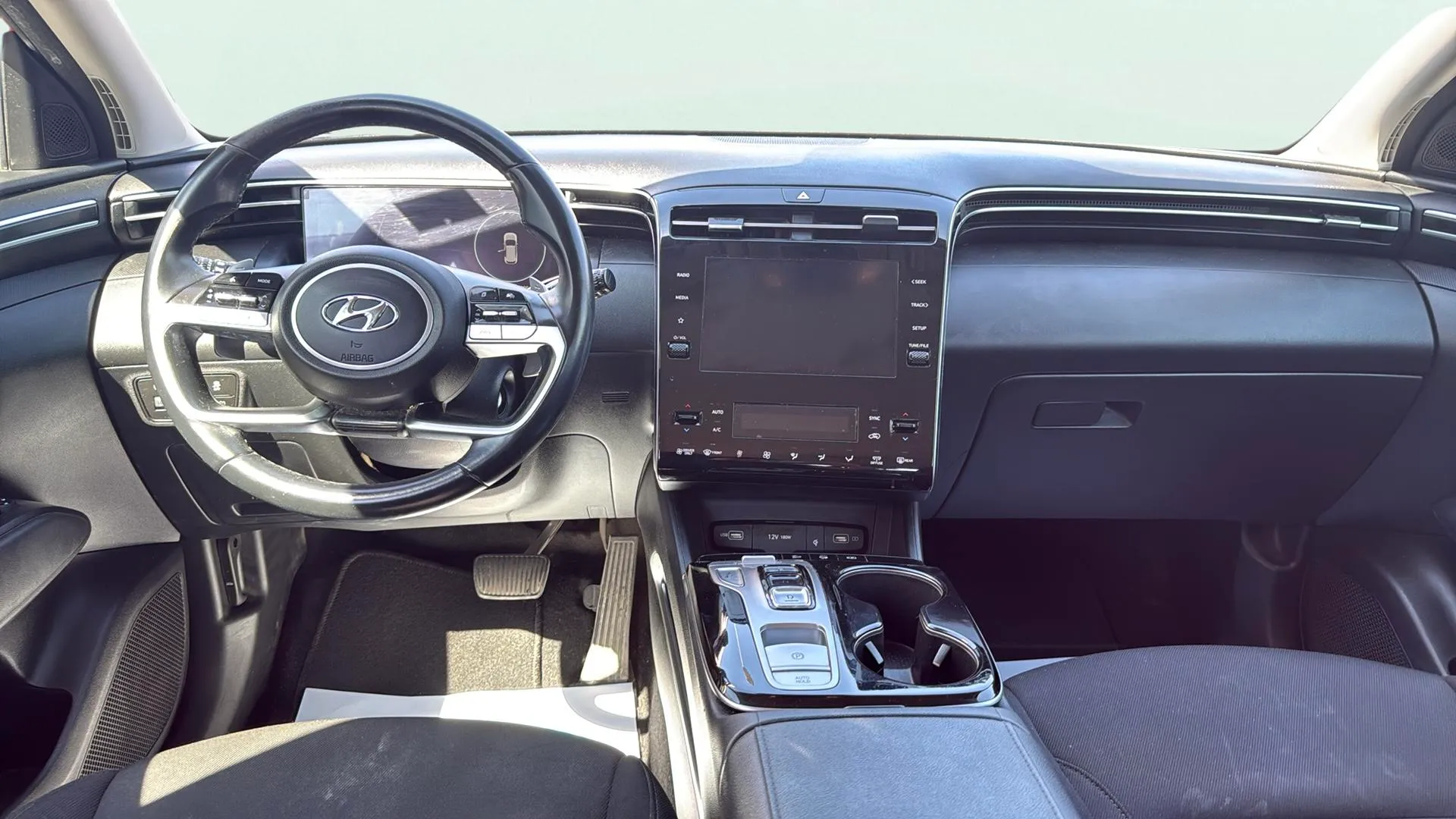 Hyundai Tucson 1.6 T-GDi 48V Style DCT 4x4 - foto 12