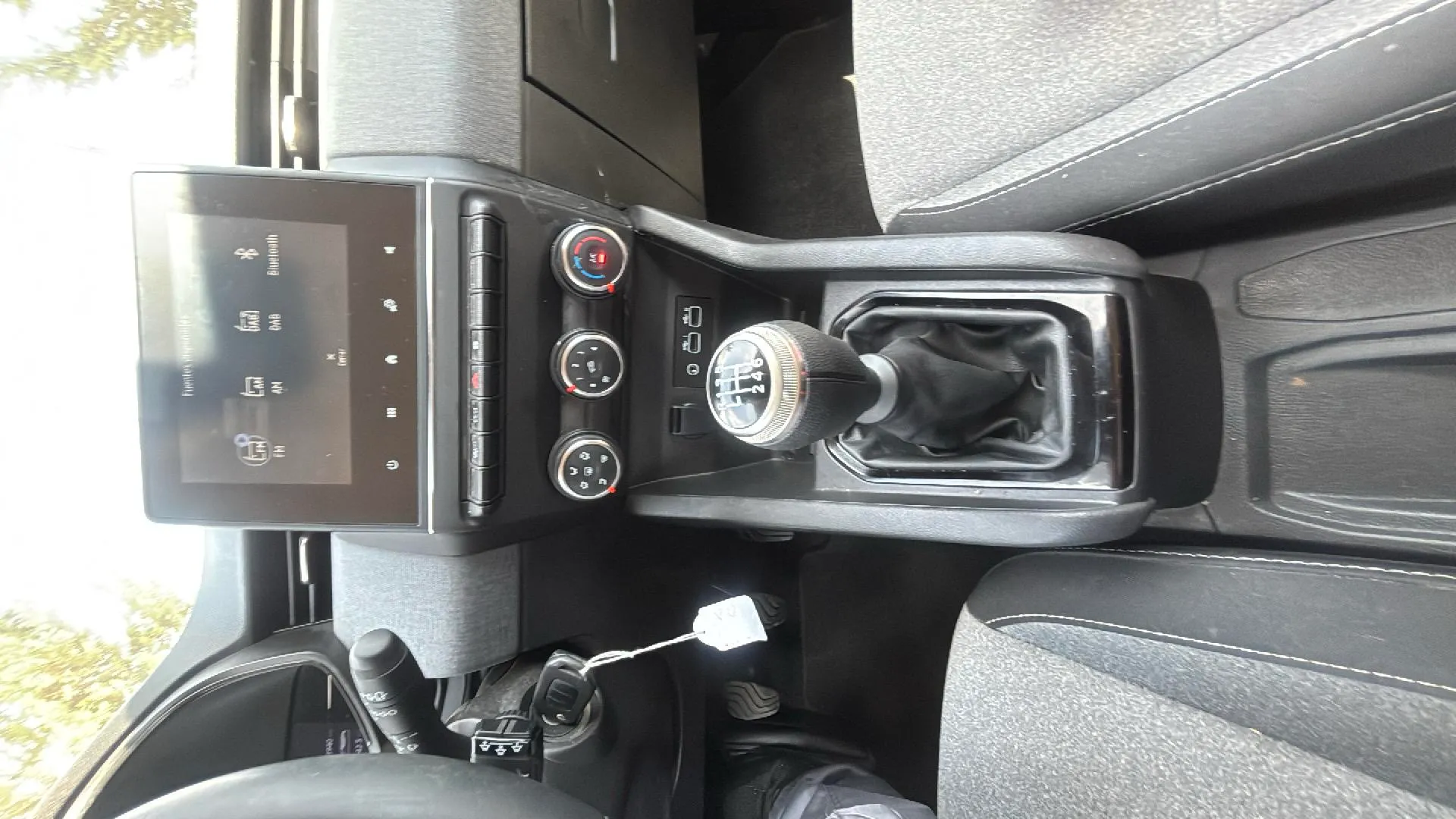 Renault Clio Equilibre TCe - foto 15