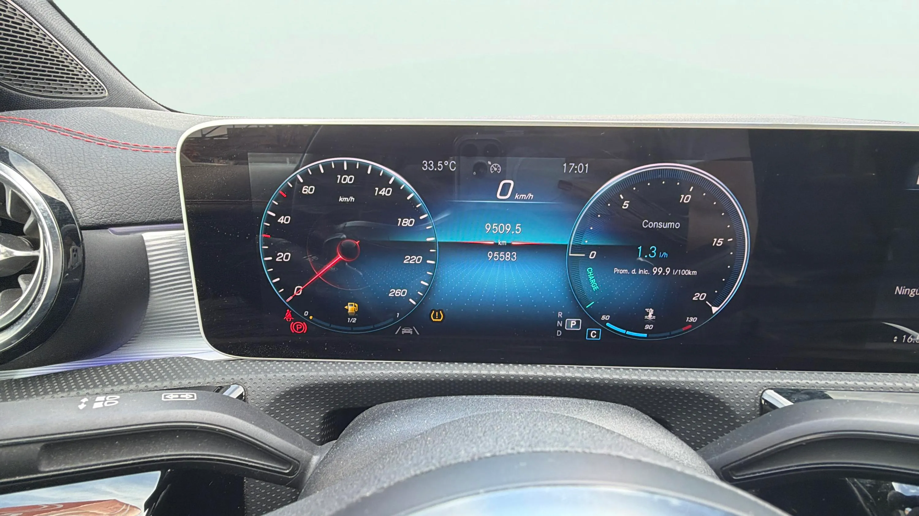Mercedes-Benz CLA 200 - foto 12