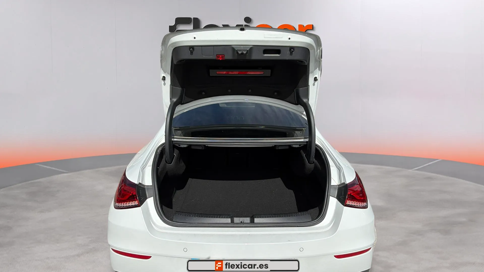 Mercedes-Benz CLA 200 - foto 19