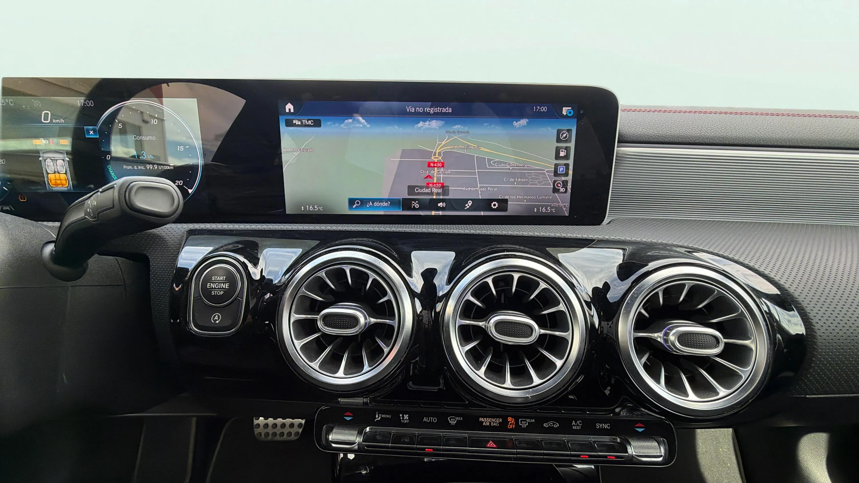 Mercedes-Benz CLA 200 - foto 15