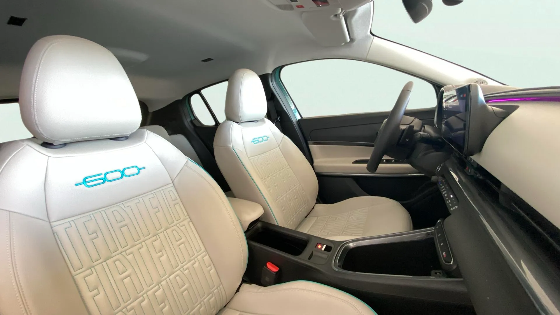 Fiat 600 MHEV La prima 1.2 Ddct - foto 16