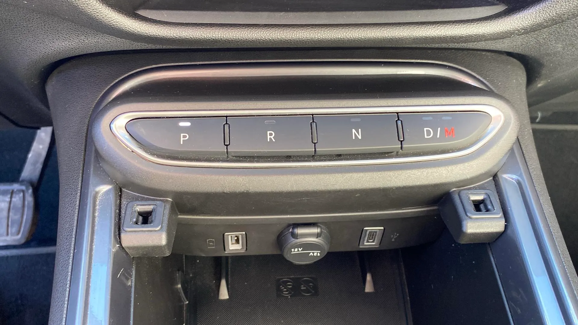 Fiat 600 MHEV La prima 1.2 Ddct - foto 17