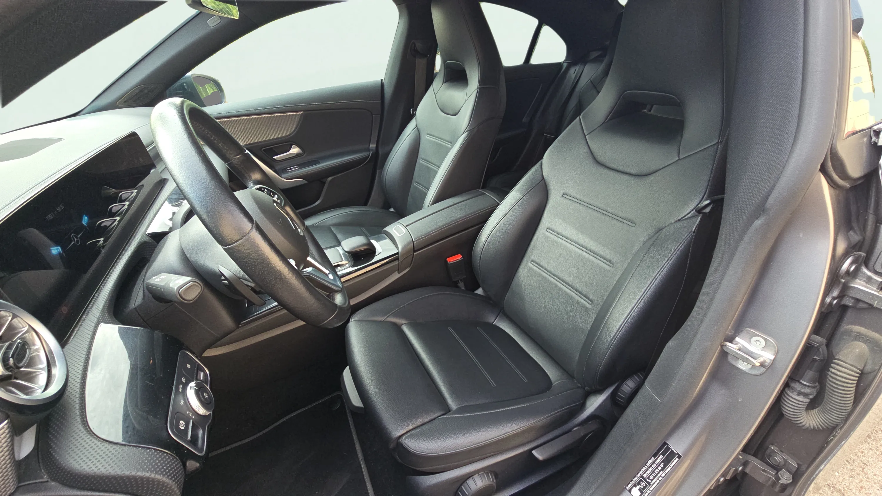 Mercedes-Benz CLA 180 - foto 11