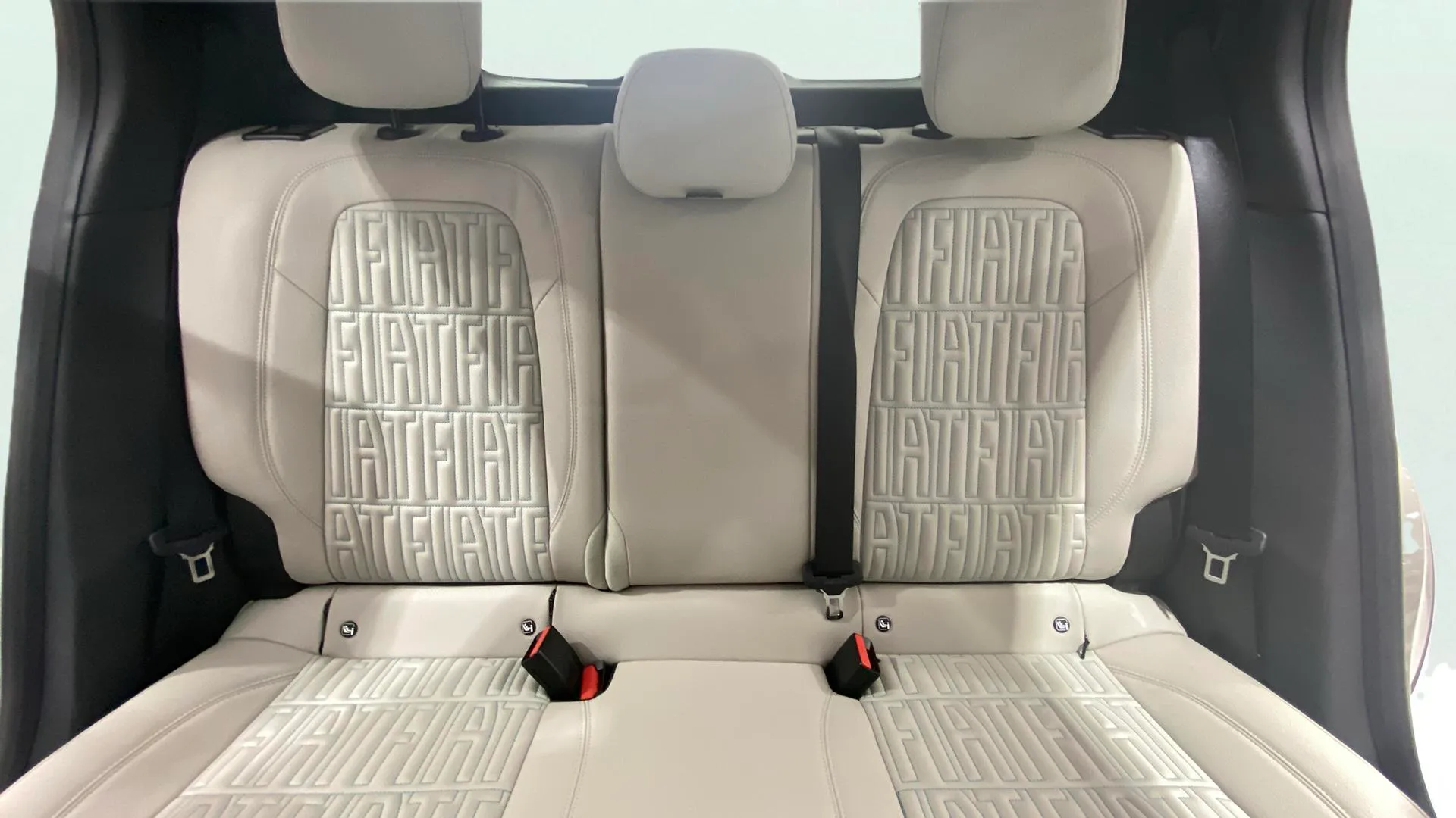 Fiat 600 MHEV La prima 1.2 Ddct - foto 15
