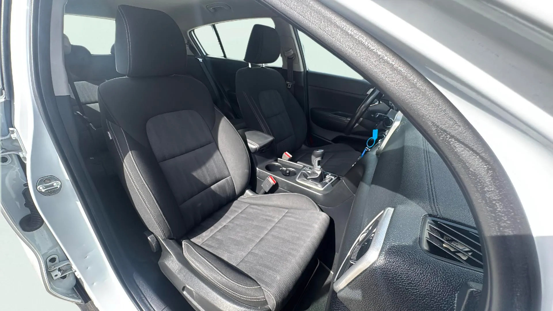 Kia Sportage 1.6 T-GDi GT Line Essential DCT 4x2 - foto 6