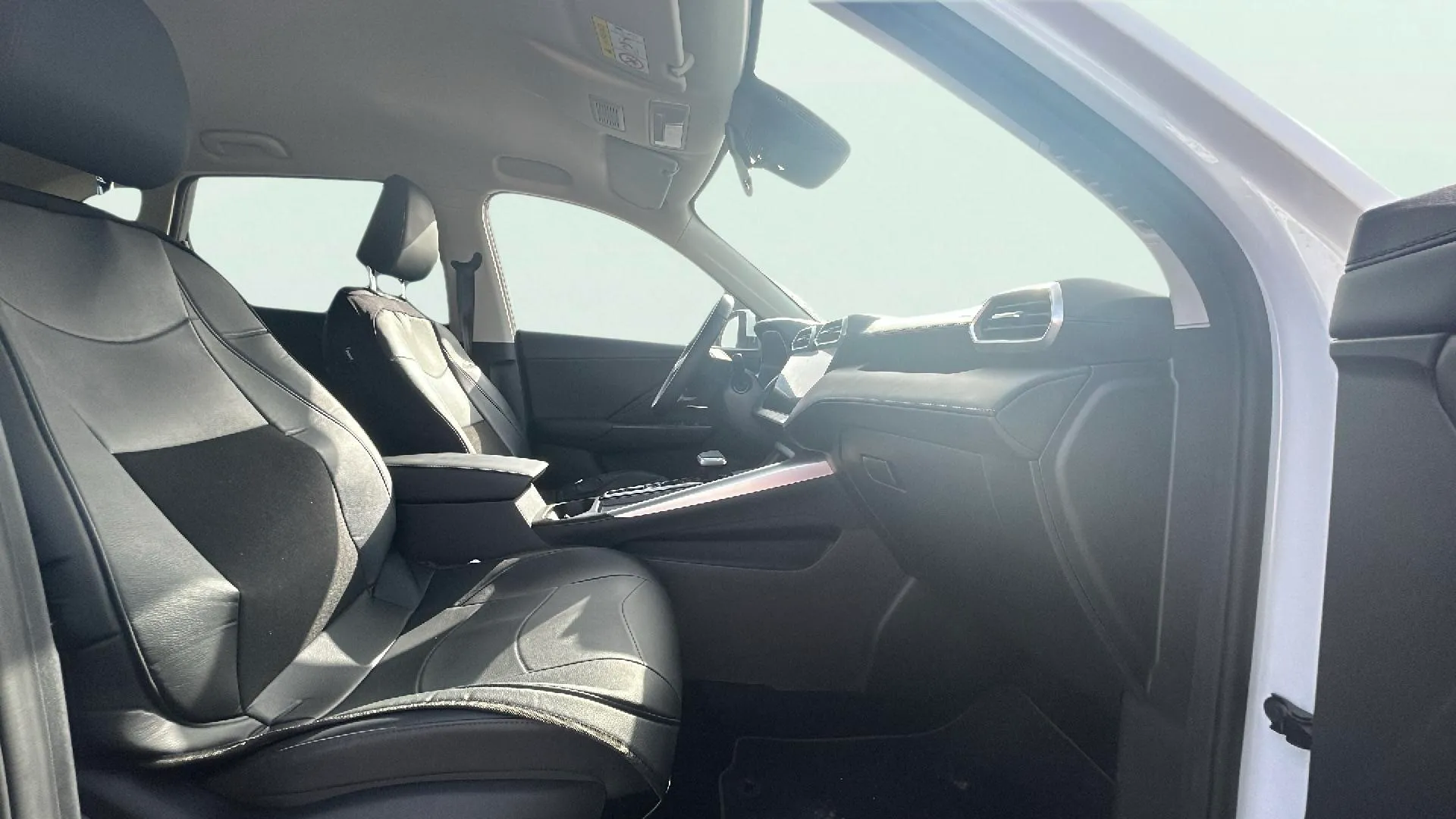 MG ZS Hybrid+ Comfort - foto 12