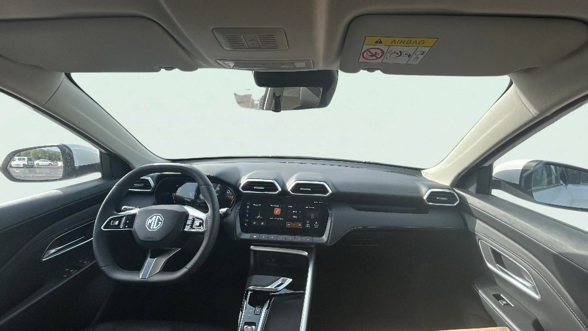 MG ZS Hybrid+ Comfort - foto 11