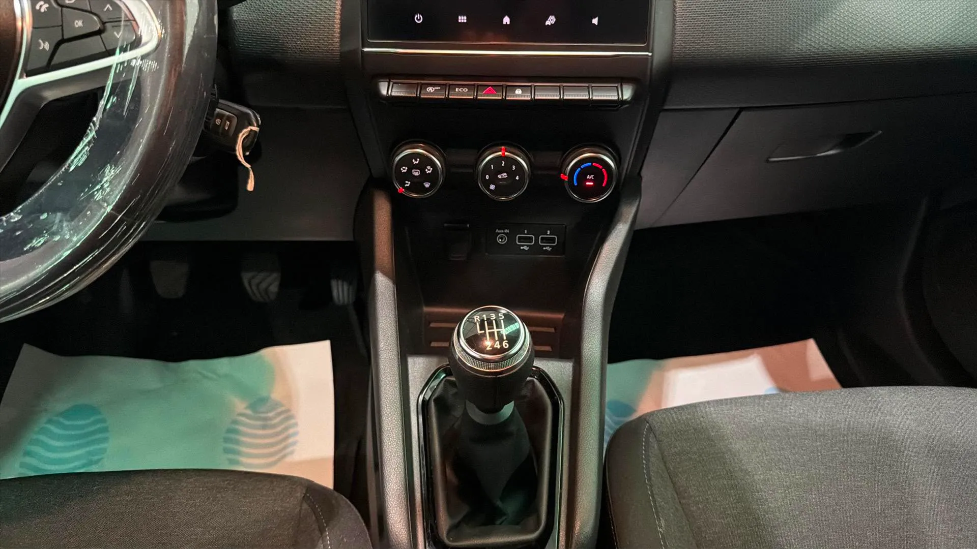 Renault Clio Equilibre TCe - foto 12