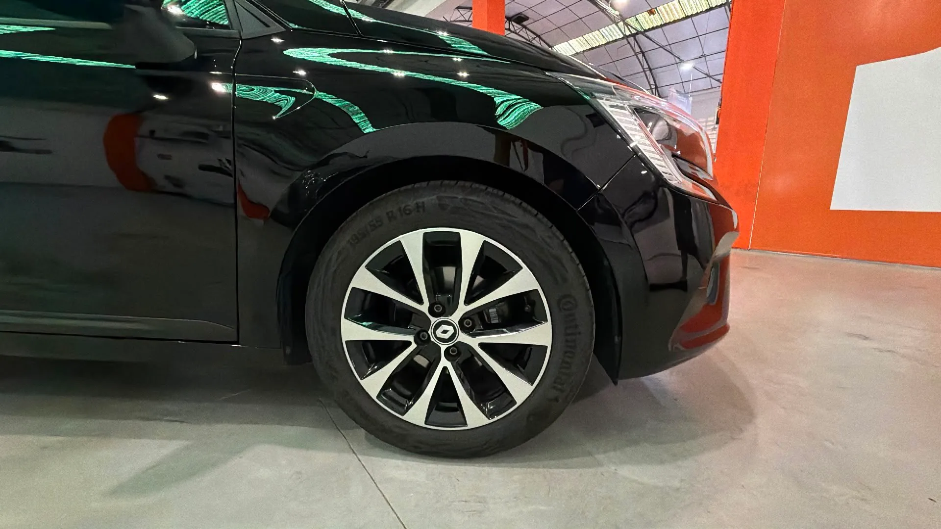 Renault Clio Equilibre TCe - foto 19