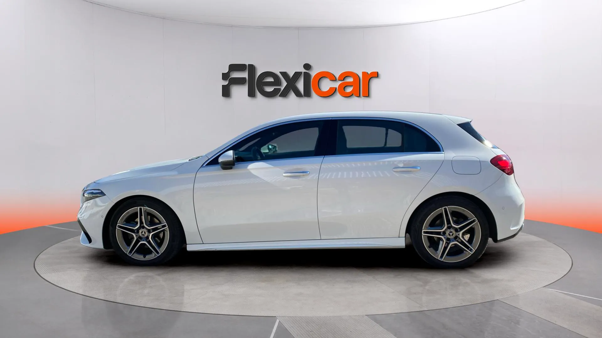 Mercedes-Benz Clase A A 180 d - foto 4