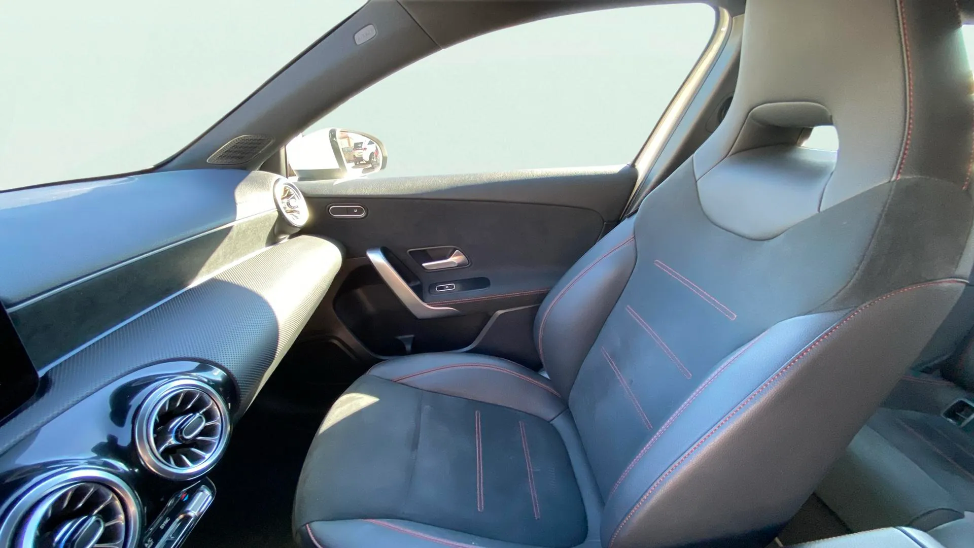 Mercedes-Benz Clase A A 180 d - foto 12