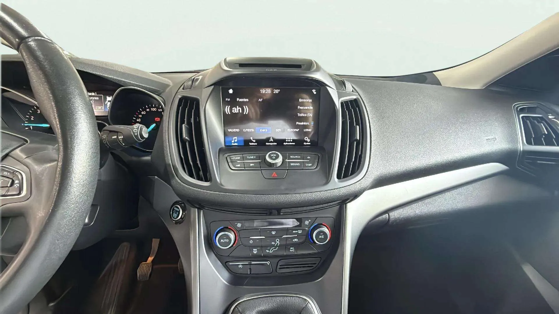 Ford Kuga 1.5 EcoBoost 4x2 Trend+ - foto 10