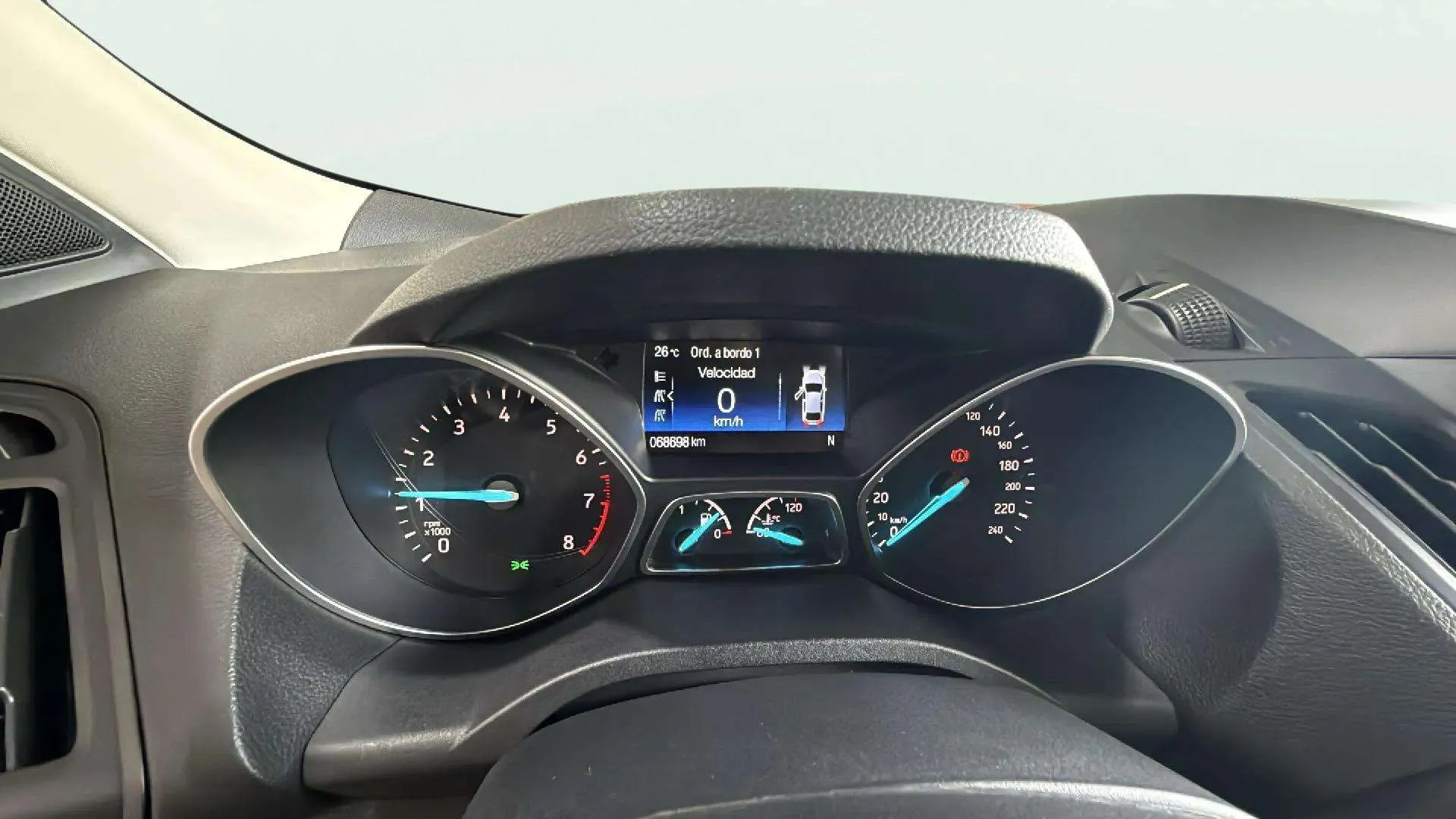 Ford Kuga 1.5 EcoBoost 4x2 Trend+ - foto 9
